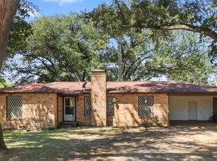 1098 County Road 1128, Tyler, TX 75704