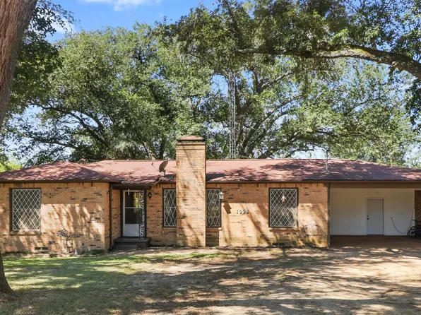 1098 County Road 1128, Tyler, TX 75704