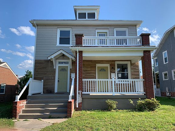 Front. Apt B is on the left