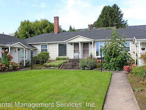 3rd image of 5131 SE 17th Ave #10537965