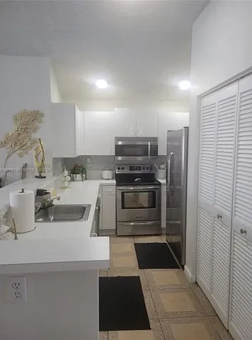 5670 NW 187th St — Photo 3