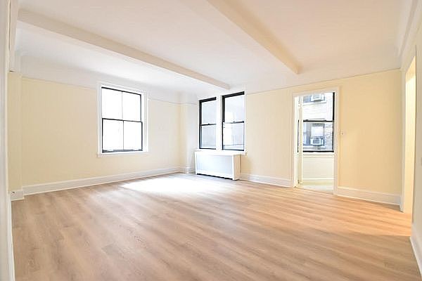 1st image of 736 W End Ave APT 10C