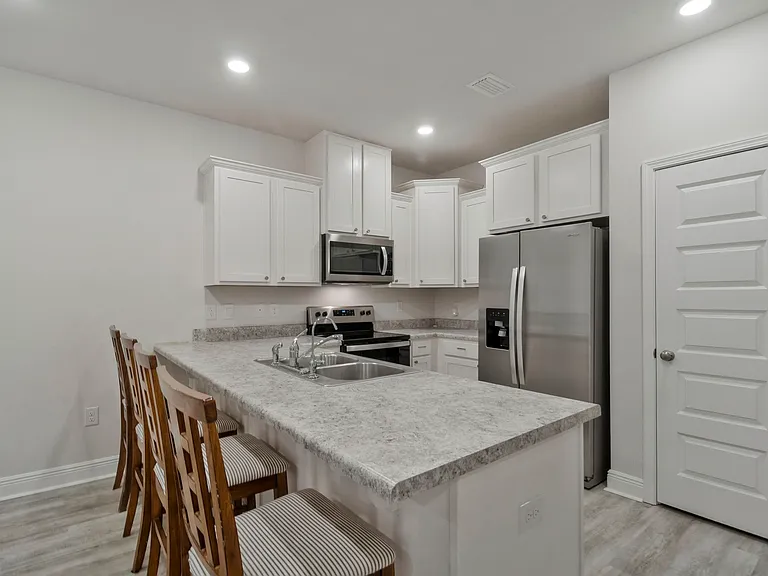 6356 Grove Park Dr — Photo 13