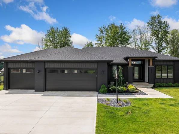 626 Gatcombe Run, Fort Wayne, IN 46845