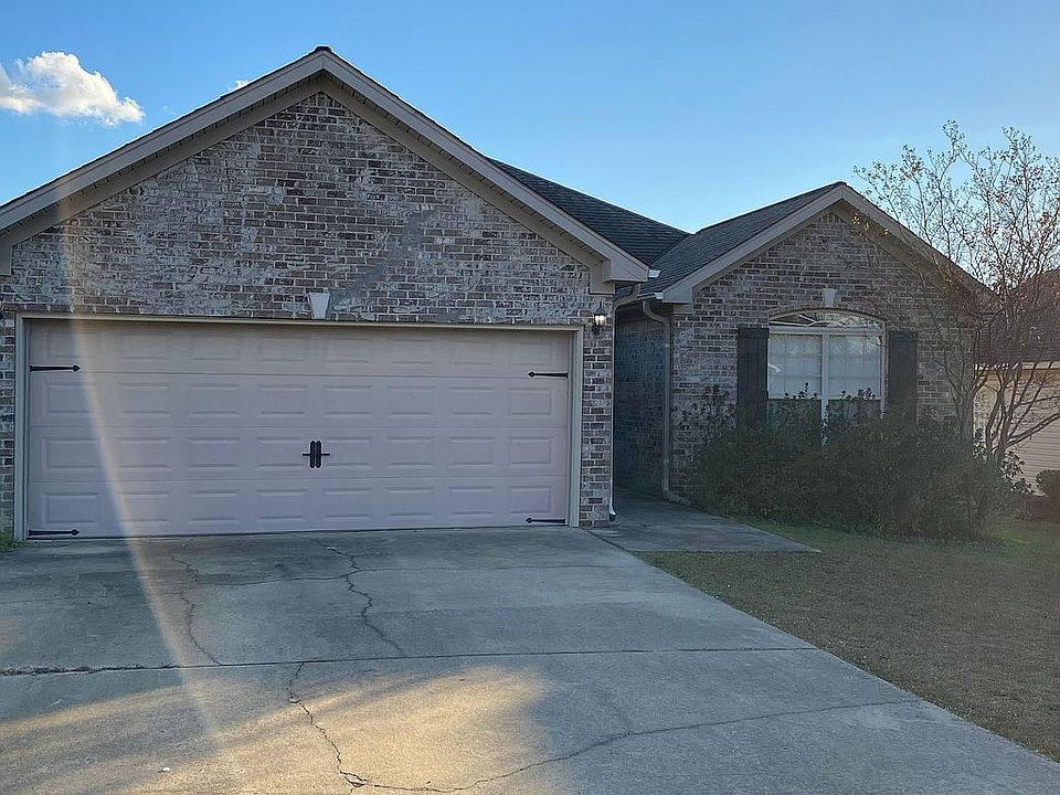 1st image of 12313 Huntington Village Dr