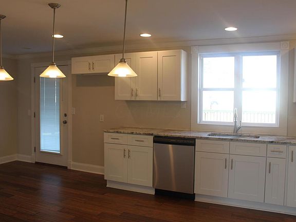 5th image of 6510 Firethorn Ave