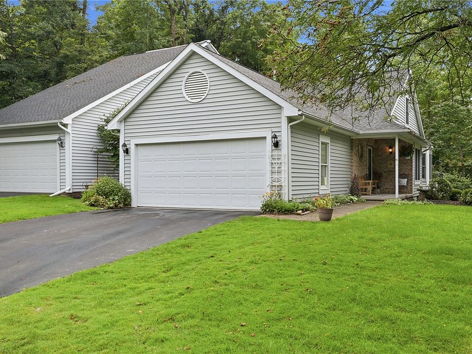 1st image of 13 Medford Way