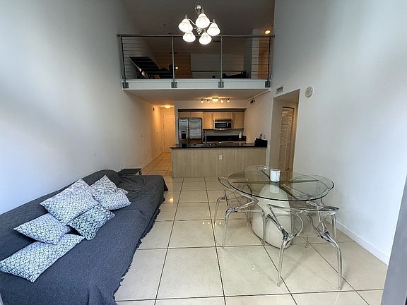 2nd image of 1111 SW 1st Ave #Townhouse 717