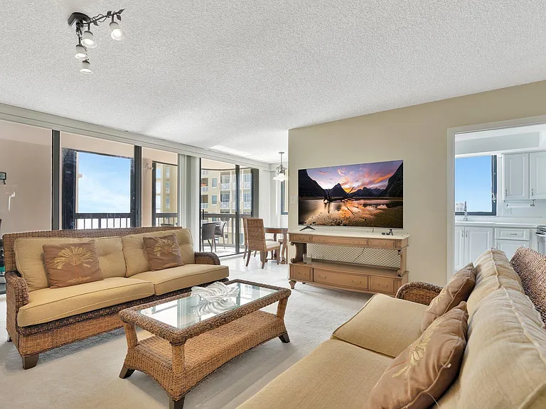 5380 N Ocean Dr #11A — Photo 7