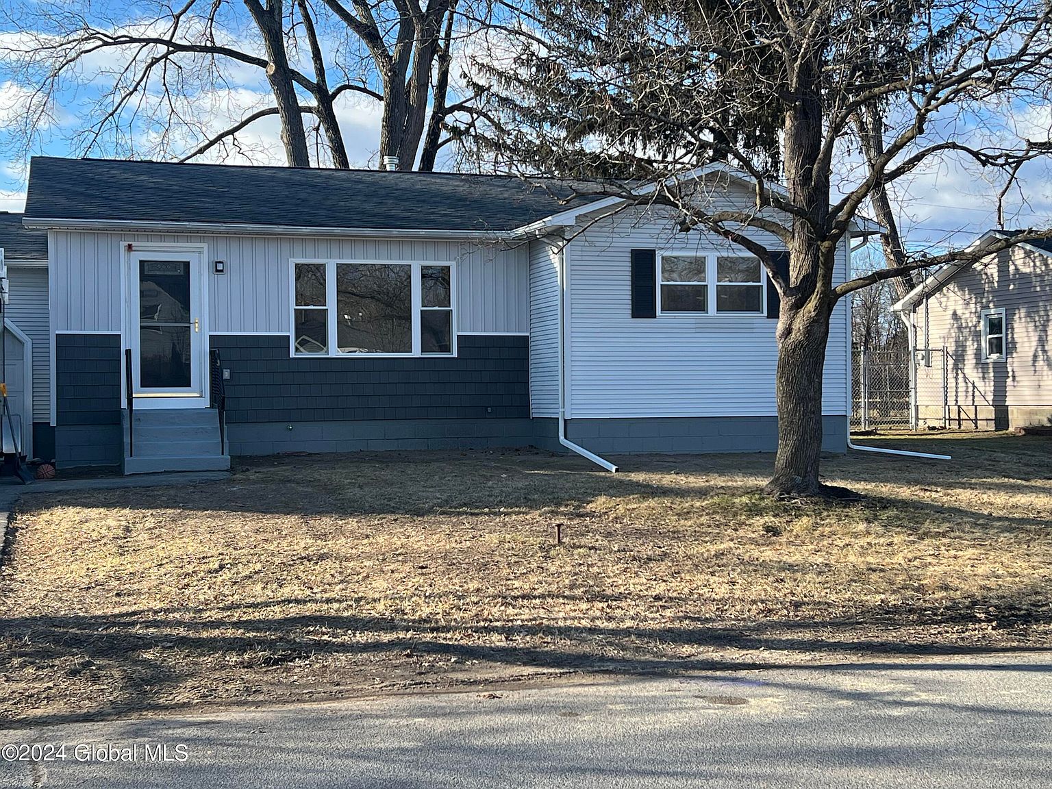 28 Thoroughbred Lane, Albany, NY 12205 Zillow