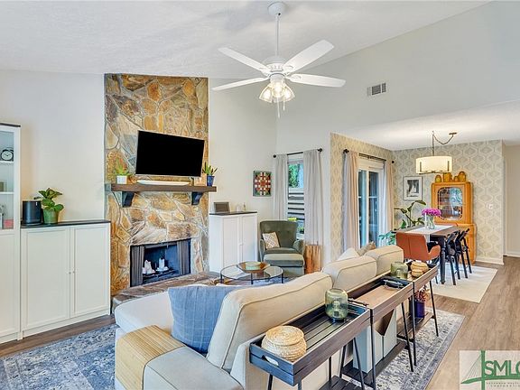 2nd image of 338 Piercefield Drive