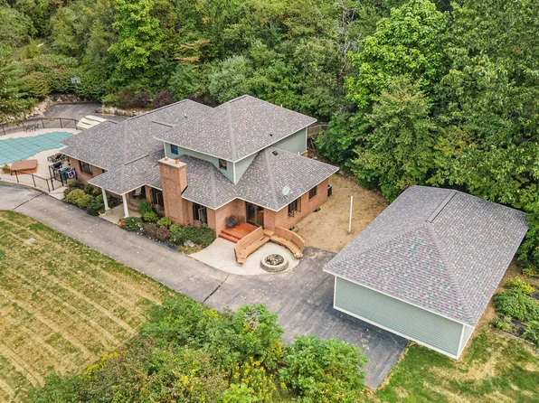 6200 N 35th St, Richland, MI 49083