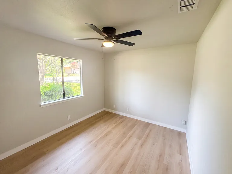 8726 Timberbriar St — Photo 7