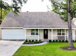 535 Pinewood Dr, Conroe, TX 77385