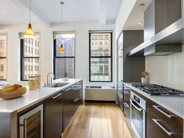 76 Madison Avenue image 4 of 37