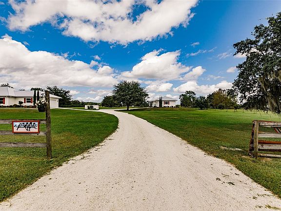 4th image of 17151 Deer Prairie Dr