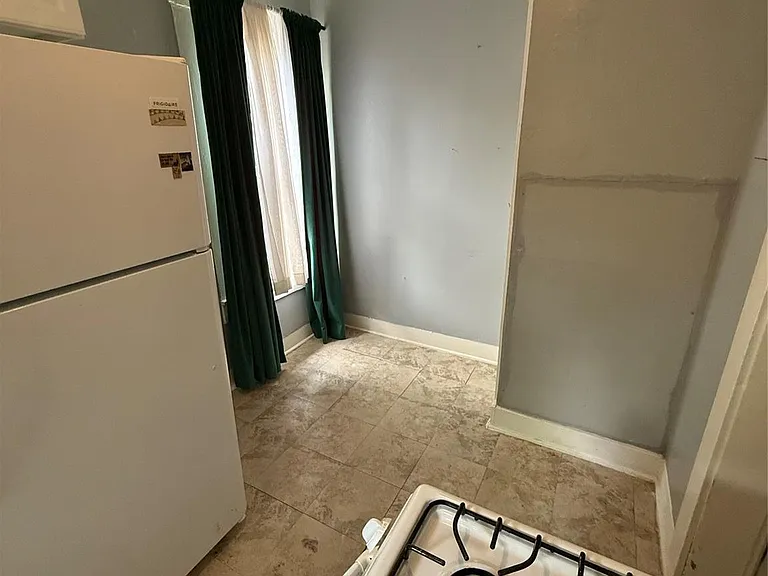 911 Harvard St #1-unit 1 — Photo 5