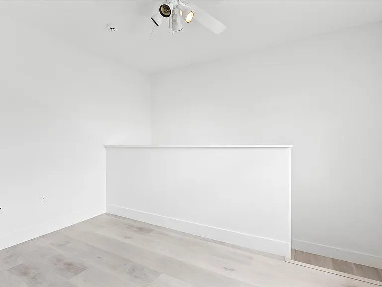 417 SW 8th St — Photo 22
