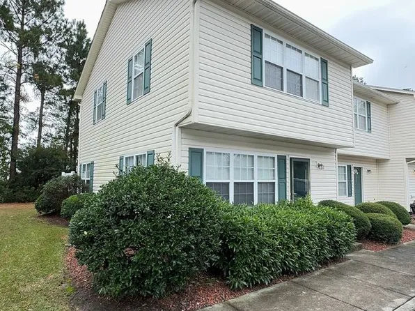 46 Pirates Cove Dr, Swansboro, NC 28584
