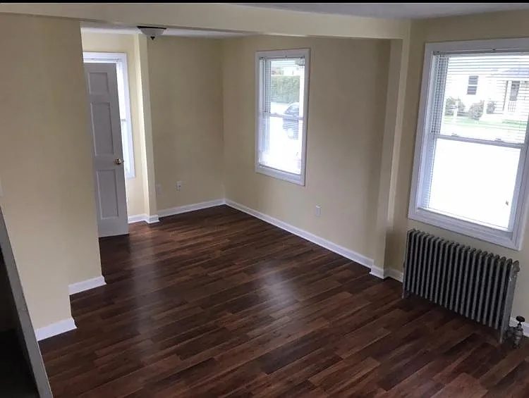 434 Metacom Ave — Photo 4