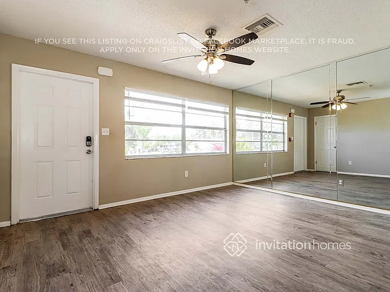 992 Union St — Photo 4