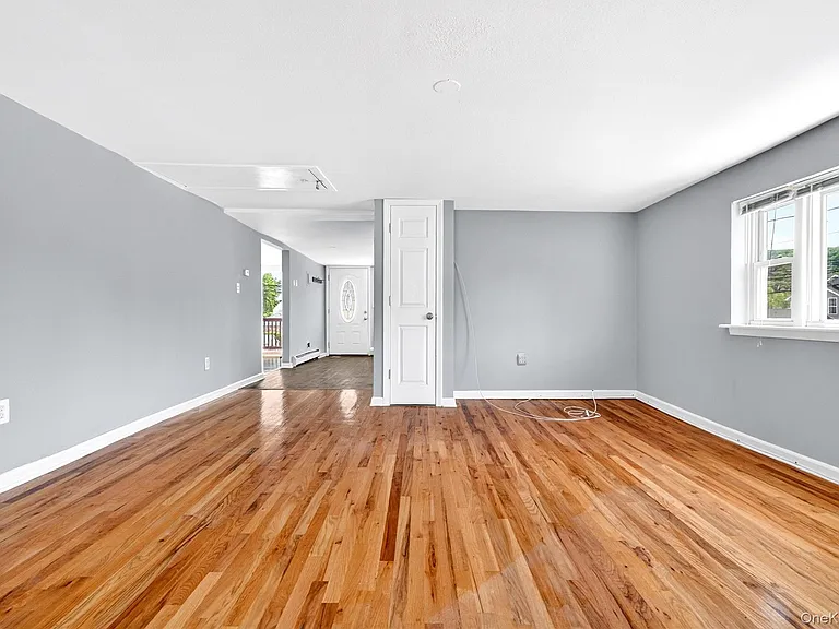 58 Samsondale Ave #A — Photo 14
