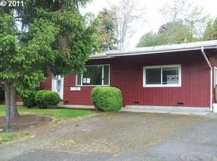 1152 Newton Creek Rd, Roseburg, OR 97470