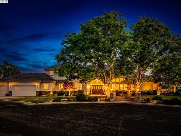 4193 Grant Ct, Pleasanton, CA 94566