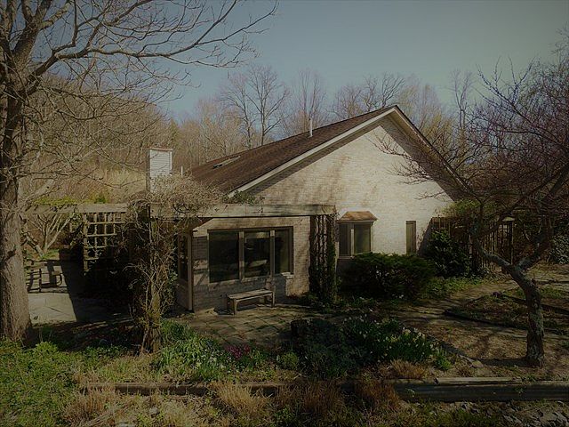 1st image of 495 Llama Ln