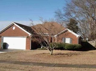 5970 Vinemont Dr NW, Huntsville, AL 35806