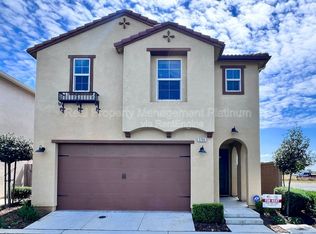 3704 Savant Ln, Clovis, CA
