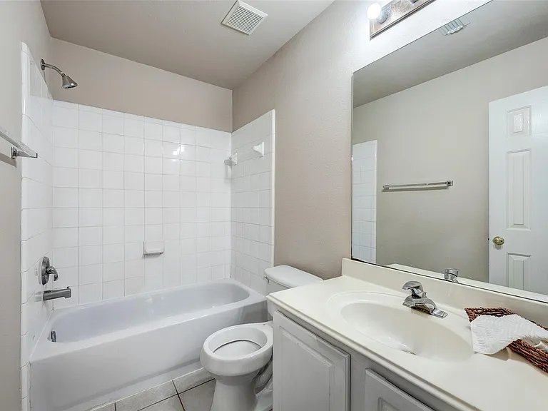 16535 Cairngrove Ln — Photo 22