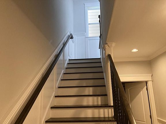 2nd image of 2114 Bidwell Dr