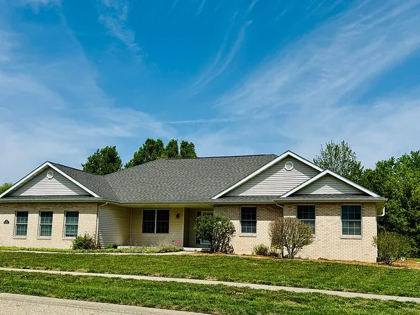 1375 Wyndmoor Dr, Rochester, IL 62563