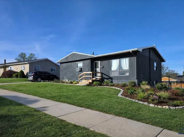 418 E COLLEGE AVE, Rapid City, SD 57701