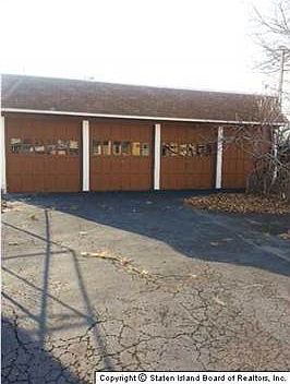2nd image of 18 Rosebank Pl
