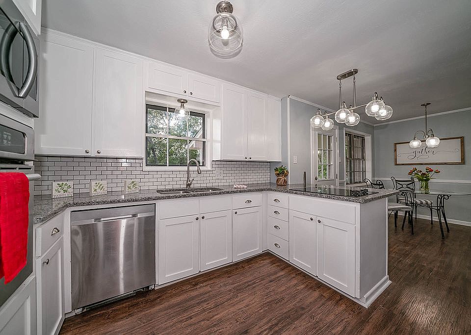 1st image of 1009 Jeffery Dr