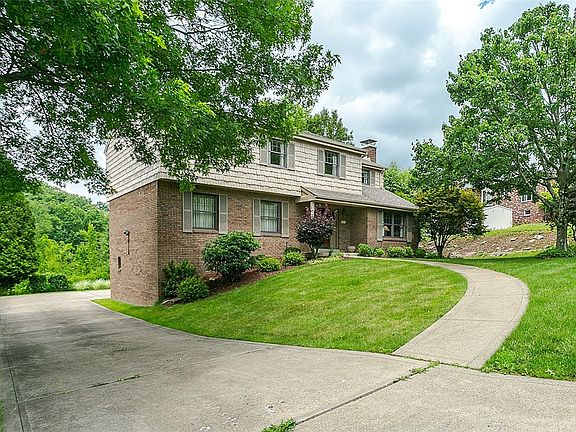 2nd image of 109 Sandune Dr