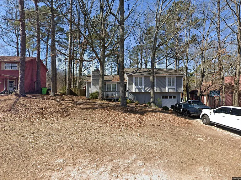 6600 Valley Hill Dr SW — Photo 1