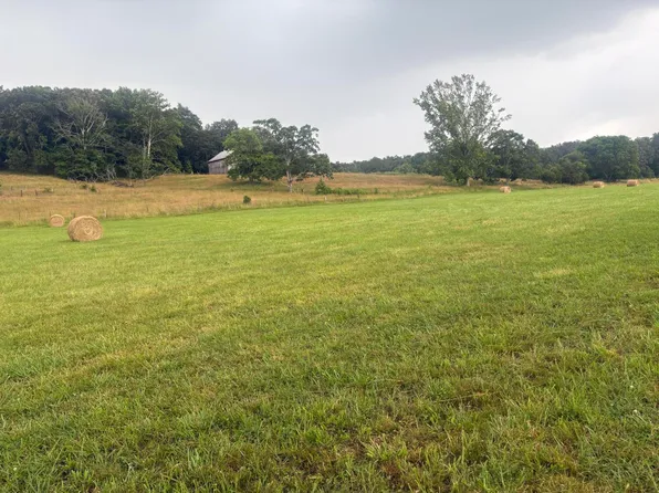 107 Hall Cemetery Rd, Cadiz, KY 42211