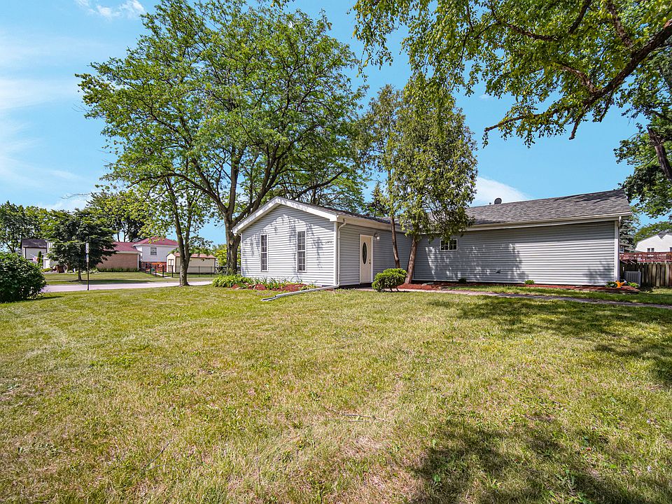 1st image of 20738 S Hickory Creek Ct