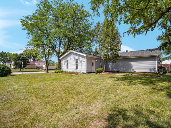20738 S Hickory Creek Ct, Frankfort, IL 60423