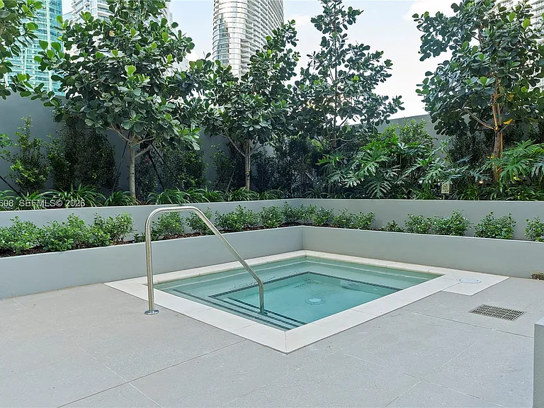 77 SE 5th St #1510 — Photo 41