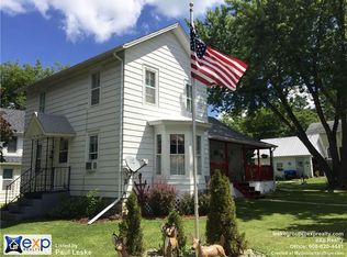 500 Center St, Wonewoc, WI 53968