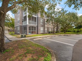 9301 Crescent Loop Cir APT 206, Tampa, FL 33619