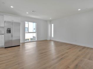 1013 1/2 N Wilton Pl, Los Angeles, CA 90004
