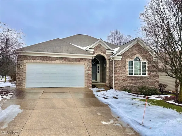 512 White Spruce Dr, Macedonia, OH 44056