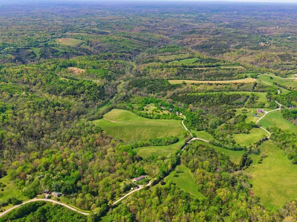 1092 Bushtown Rd, Harrodsburg, KY 40330
