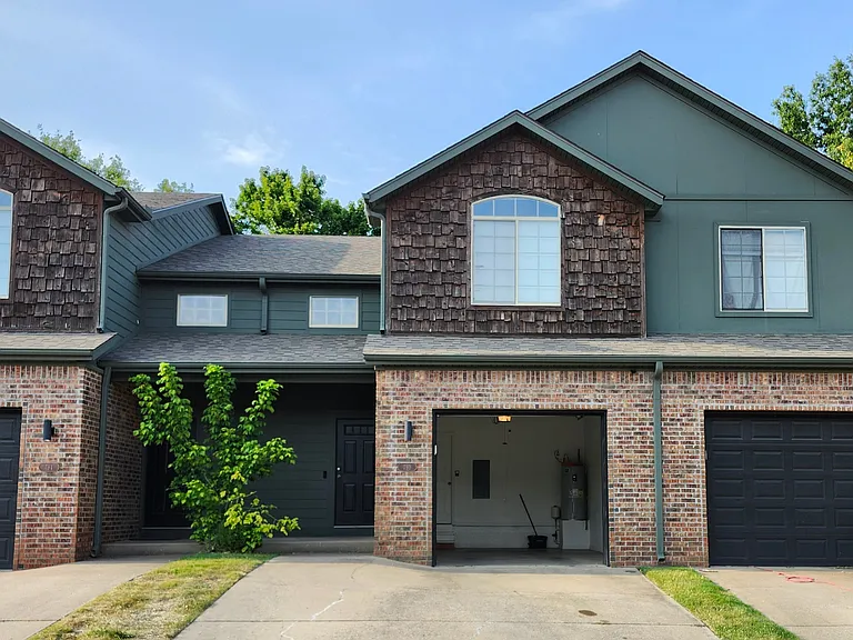 790 W Breeze Cv — Photo 19