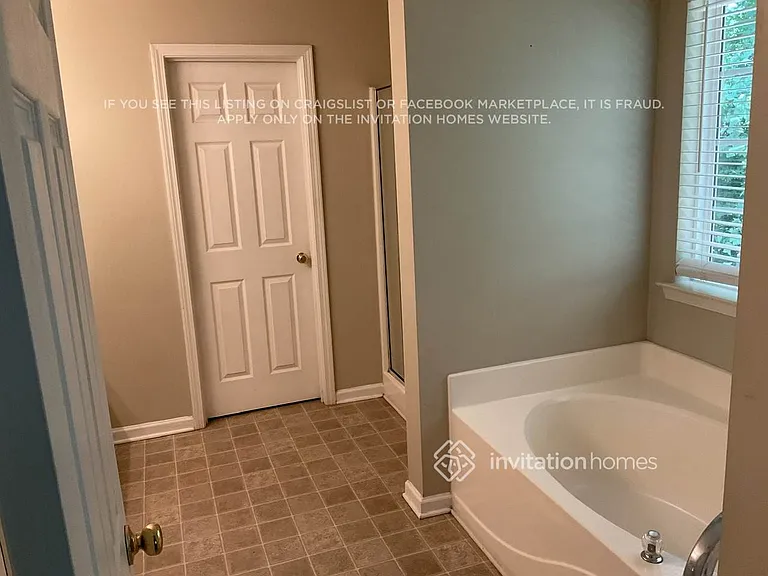 4536 Parkway Cir — Photo 13
